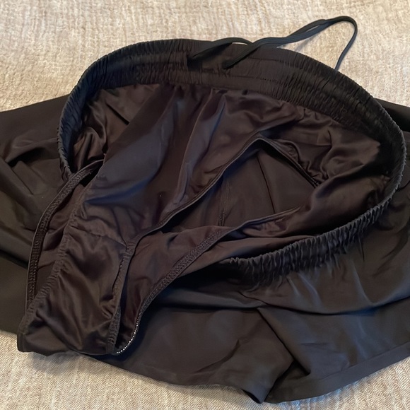 Puma Womens Shorts - Picture 5 of 5